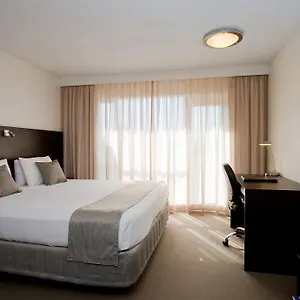 St Ives 4*, Hobart Australia