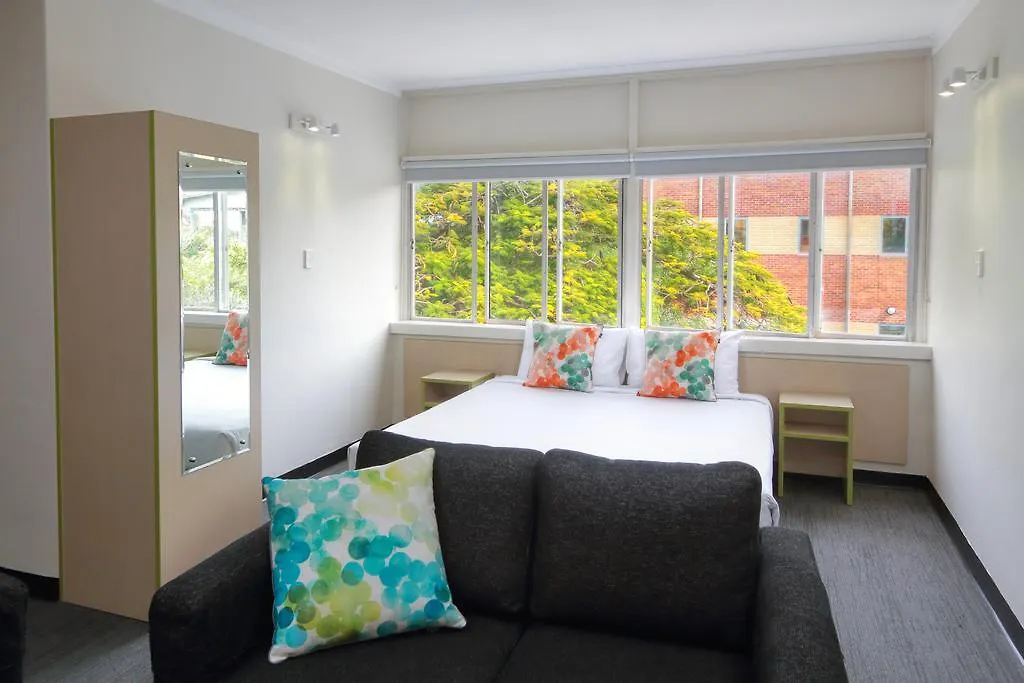 Palm Beach Hotel Gold Coast