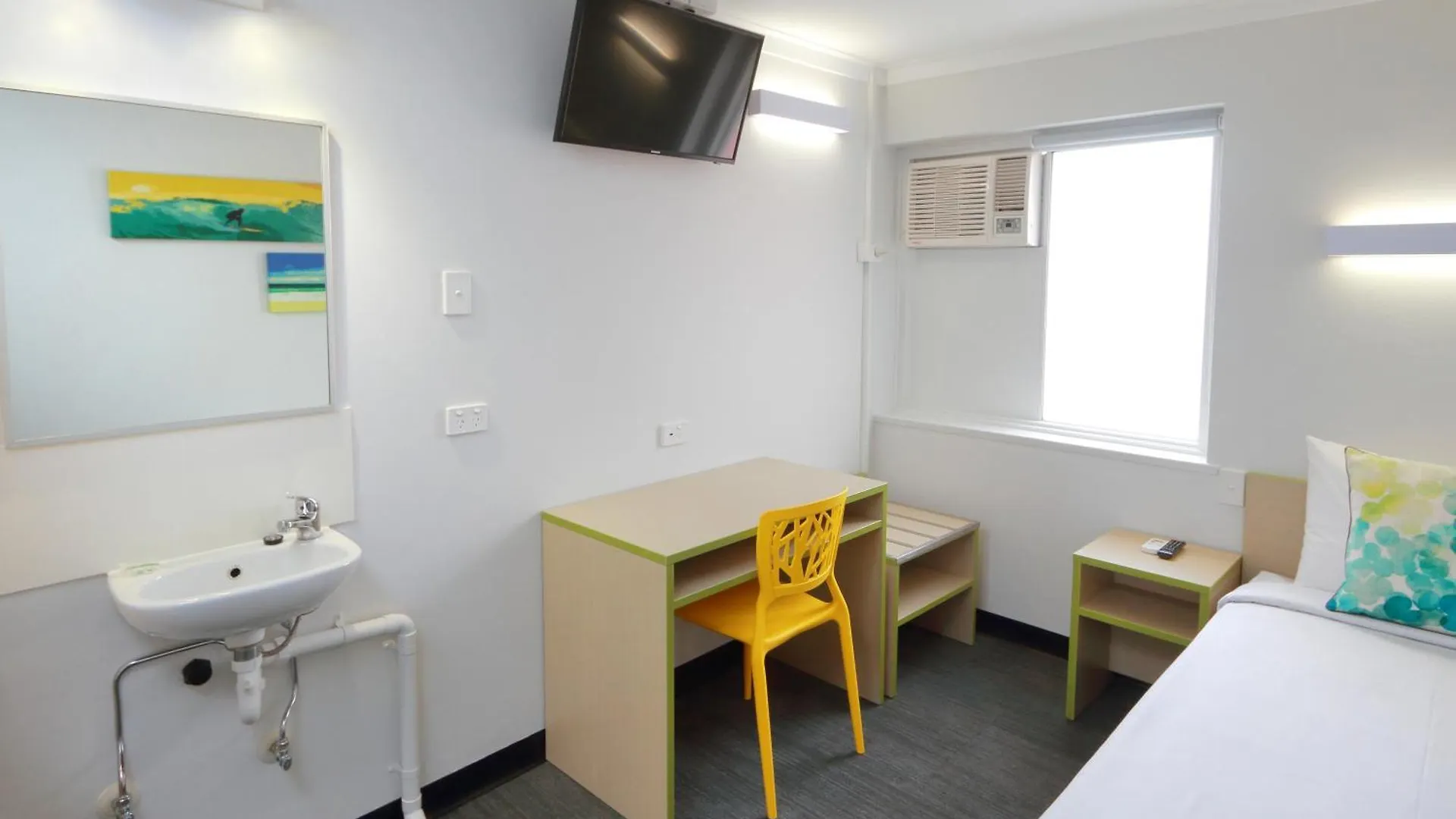Palm Beach Hotel Gold Coast