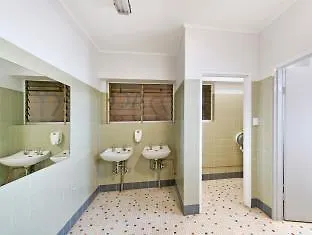 Palm Beach Hotel Gold Coast Australia